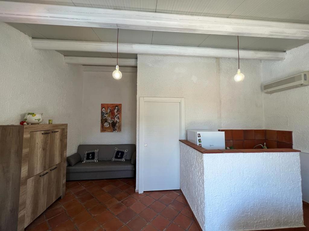 B&B Etico La Casa Di Toti โมดิกา ภายนอก รูปภาพ