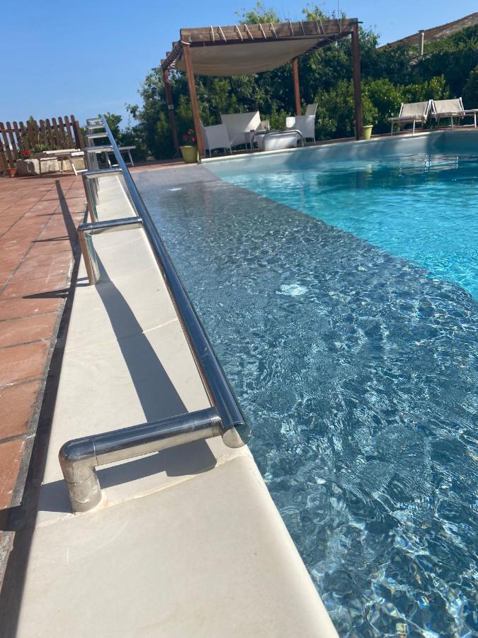 B&B Etico La Casa Di Toti โมดิกา ภายนอก รูปภาพ